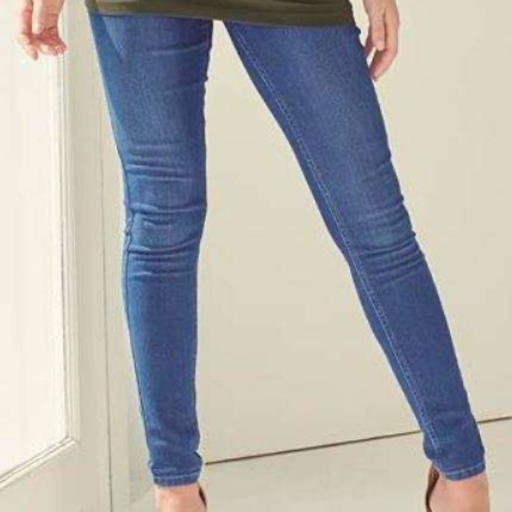 Venus Mid Rise Skinny Jeans Size 12L